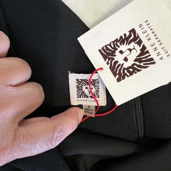 ANNE KLEIN New Elegant Black Sleeveless Dress. #033 - Picture 11 of 12